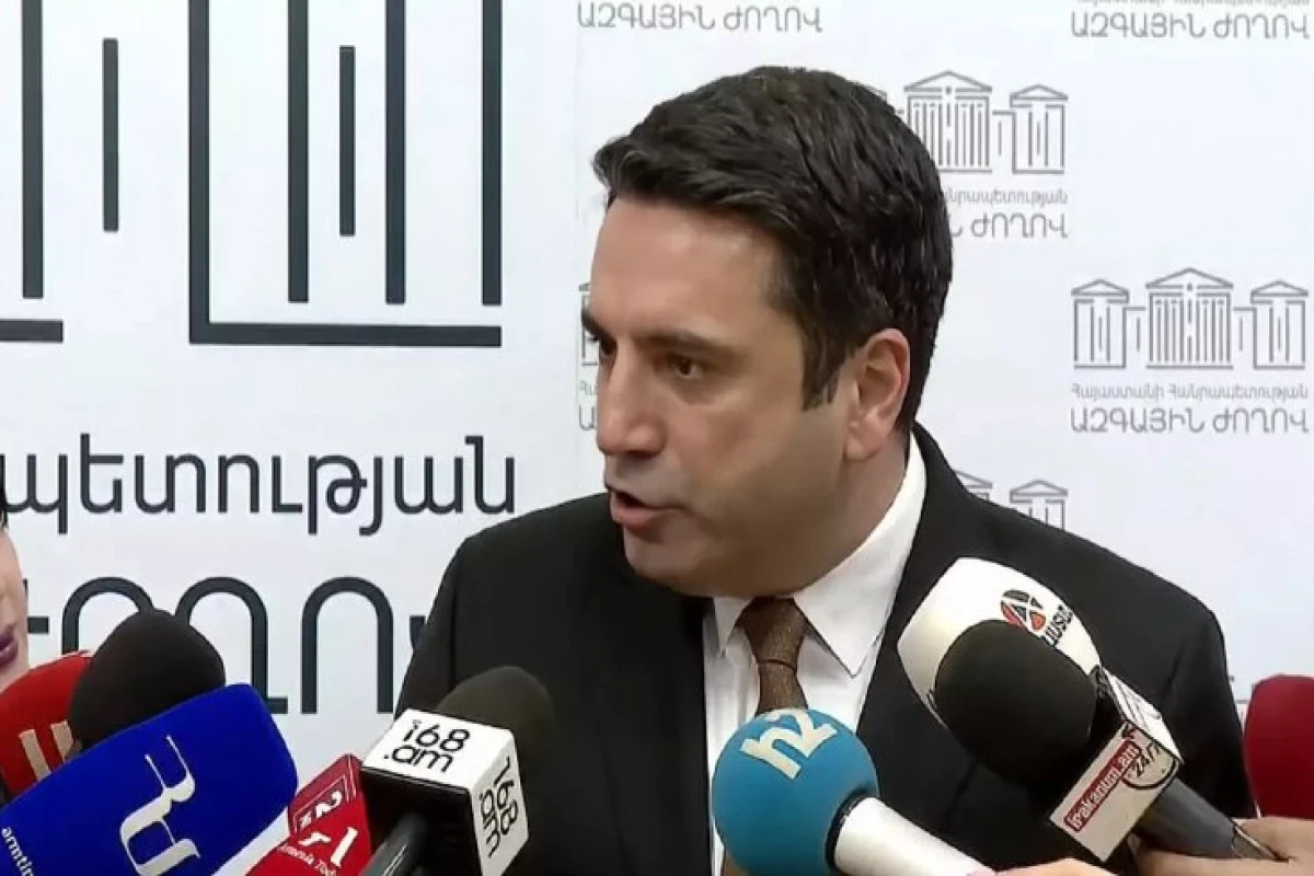 секретарь Совета безопасности Армении Ален Симонян