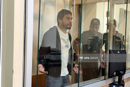 Тиктокер Ровшан Сулейманов по прозвищу «Рошка»